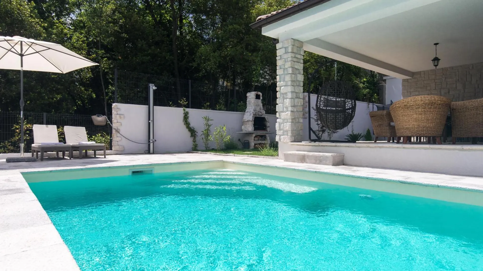 Casa Maya Deluxe Appartment With A Pool Opatija